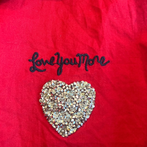 Red Tommy Hilfiger button up love you more Valentine’s Day shirt medium - Picture 2 of 5